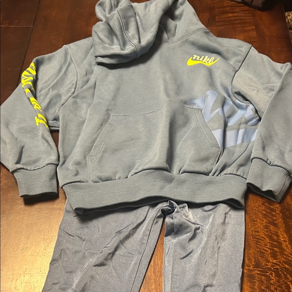 Nike Blue Hoodie and Leggings - Picture 1 of 9